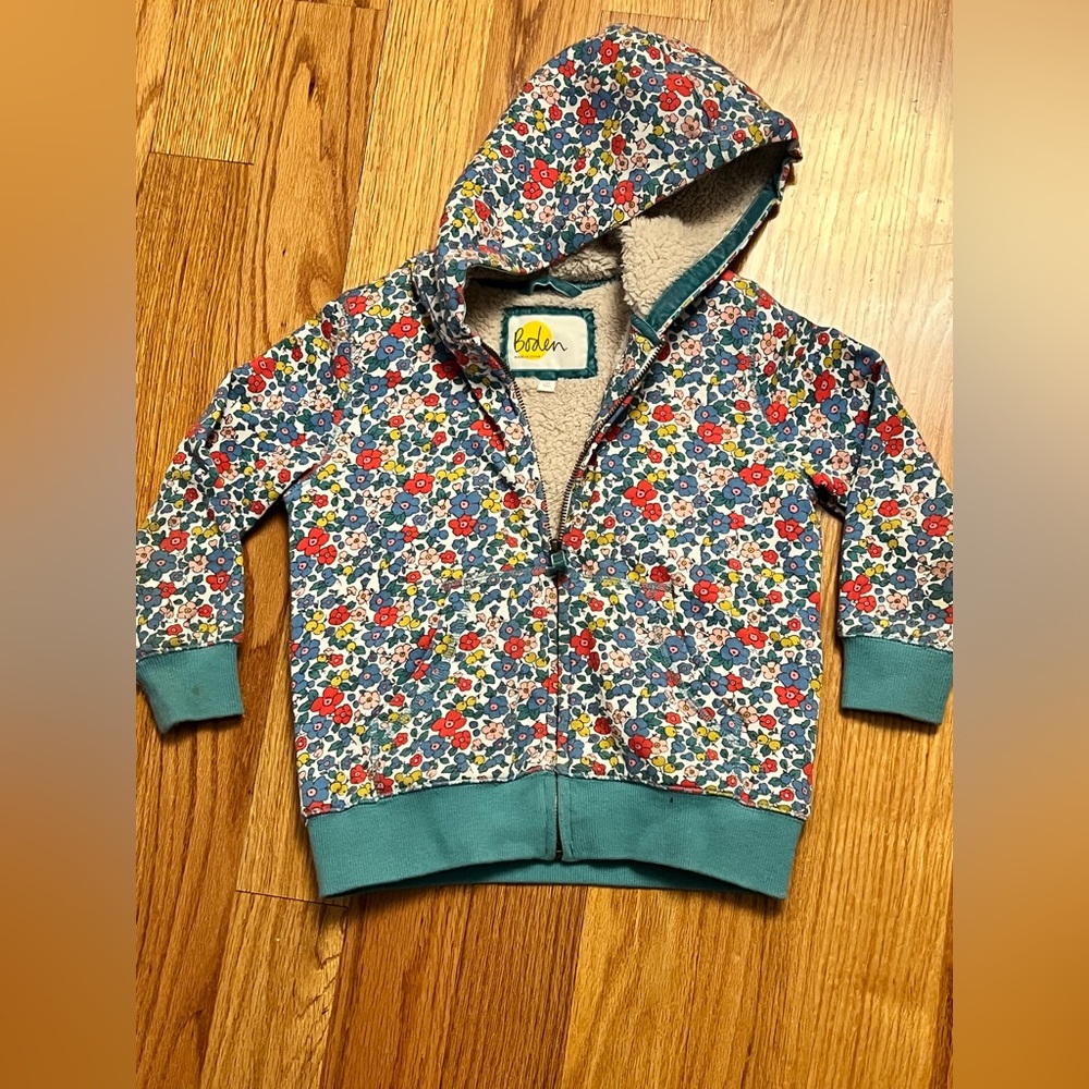 Mini Boden Sherpa-lined hoodie